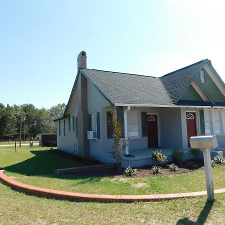 Lawrence Village Bed And Breakfast Swainsboro Esterno foto