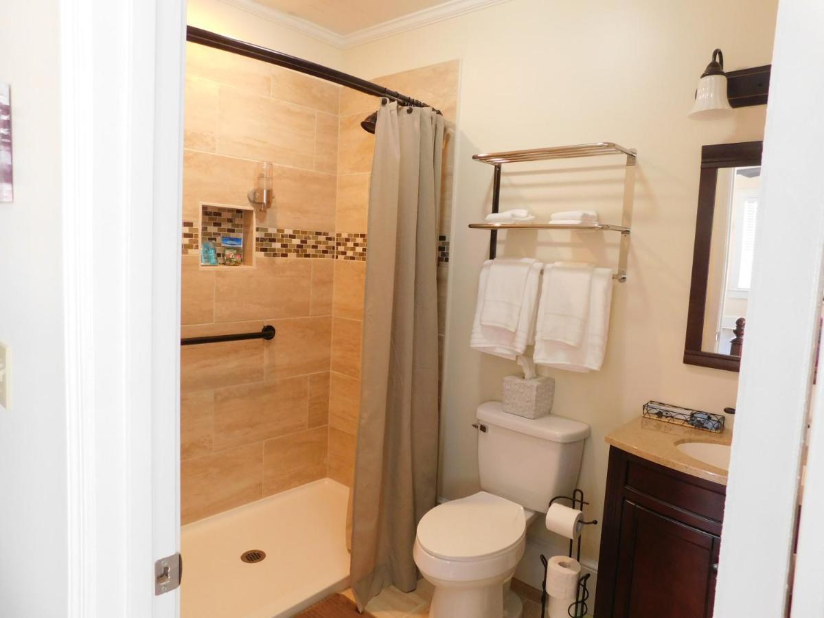 Lawrence Village Bed And Breakfast Swainsboro Esterno foto